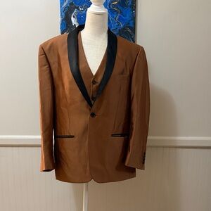 Lorenzo Bruno Men's Brown Blazer and west with Black Trim